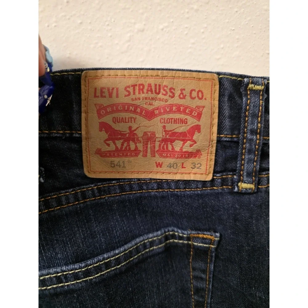 Levis levi 541